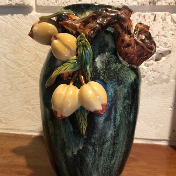 HAND CRAFTED VASE ADDED VINES AND FRUIT - Picture 6 of 16